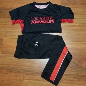 Bundle / Under Armour boys sweats and tee shirt.